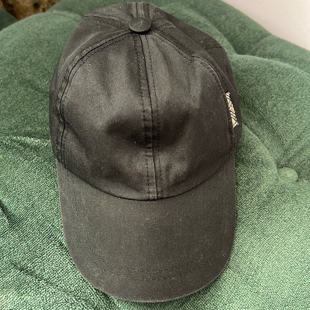 All black Burberry baseball cap